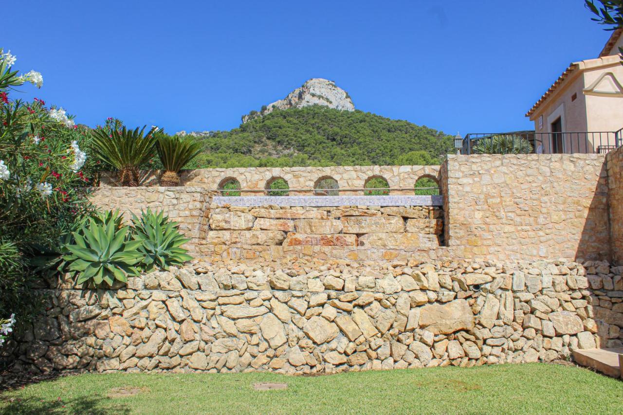 Villa Sa Sinia - Family Rural House With Pool And Mountain Views S'Horta