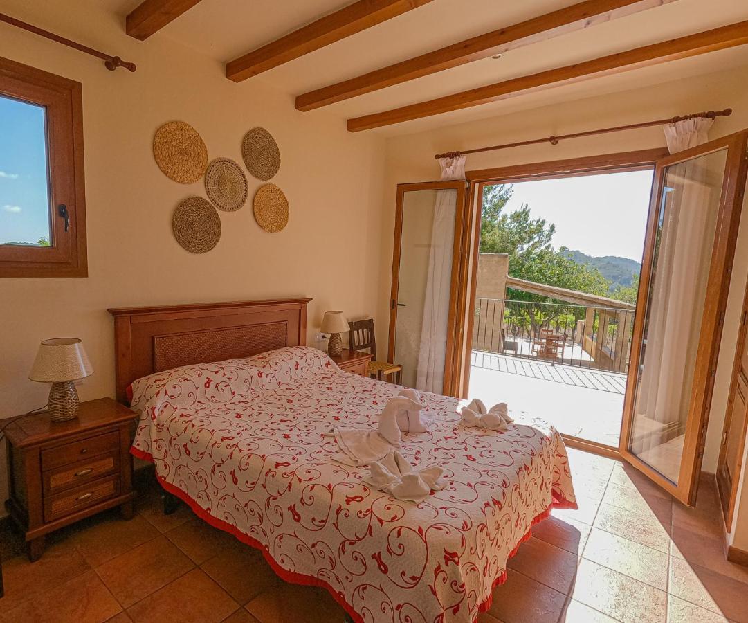 Sa Sinia - Family Rural House With Pool And Mountain Views S'Horta