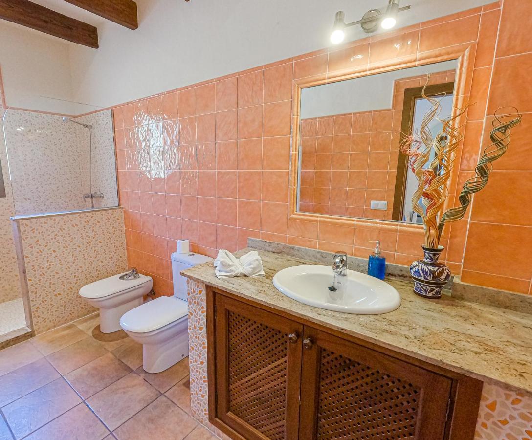 Sa Sinia - Family Rural House With Pool And Mountain Views * S'Horta
