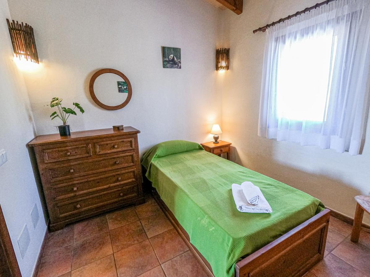 Villa Sa Sinia - Family Rural House With Pool And Mountain Views