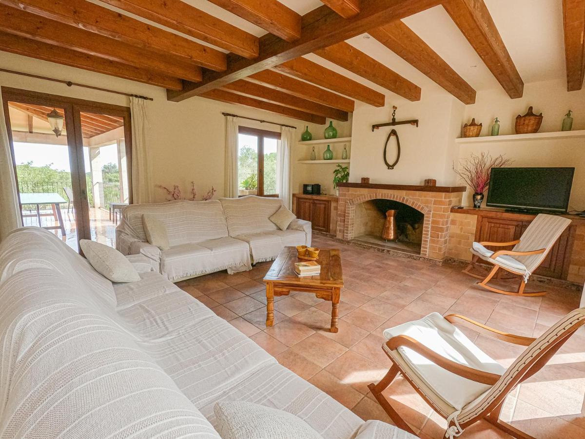 Sa Sinia - Family Rural House With Pool And Mountain Views Villa