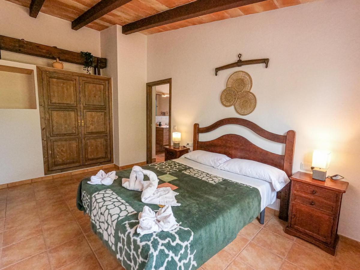 Sa Sinia - Family Rural House With Pool And Mountain Views S'Horta